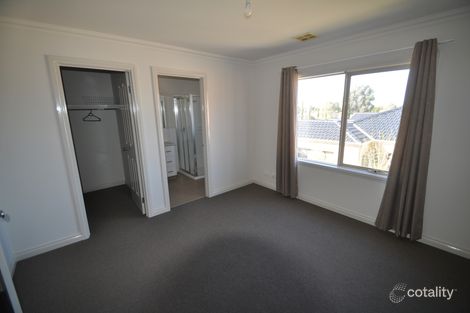 Property photo of 2/99 Thames Boulevard Werribee VIC 3030
