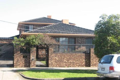 19 Harbury St, Reservoir, VIC 3073