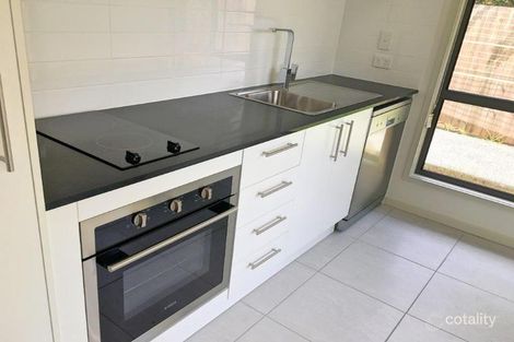 Property photo of 2/34 Moore Street Loganlea QLD 4131