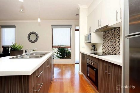 Property photo of 11/1-5 Heversham Grove Greenvale VIC 3059