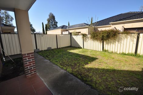 Property photo of 2/99 Thames Boulevard Werribee VIC 3030