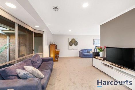 Property photo of 3 Chartwell Drive Wantirna VIC 3152