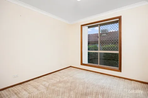Property photo of 2/12 Bourkelands Drive Bourkelands NSW 2650