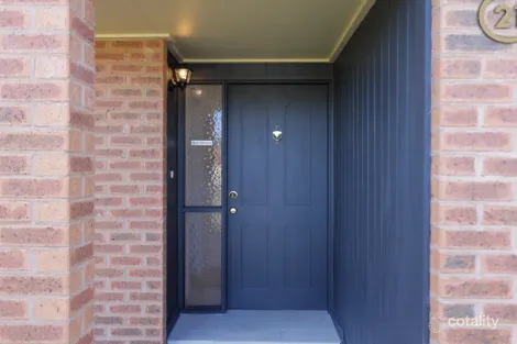 Property photo of 2 Dirru Court Springdale Heights NSW 2641