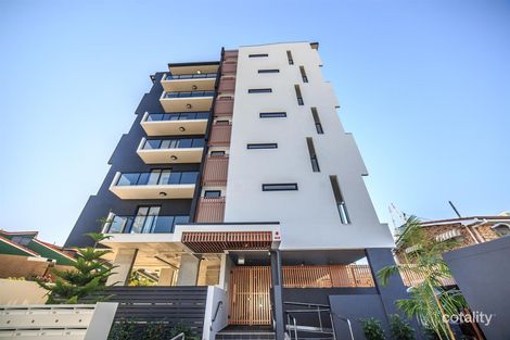 Property photo of 304/9 Hooker Boulevard Broadbeach Waters QLD 4218