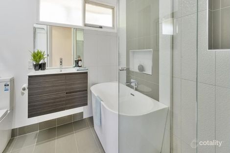 Property photo of 3/42 Strabane Avenue Mont Albert North VIC 3129