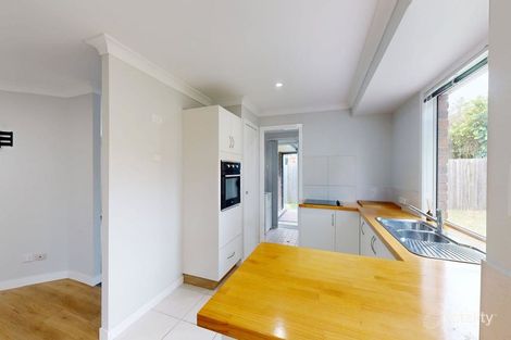 Property photo of 28 Kunde Street Beachmere QLD 4510