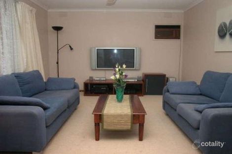 Property photo of 10 Cockatoo Drive Carrum Downs VIC 3201