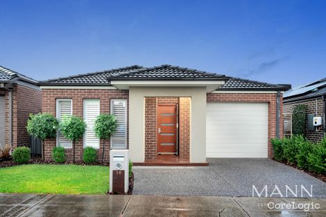 Property photo of 16 Meelup Rise Wollert VIC 3750