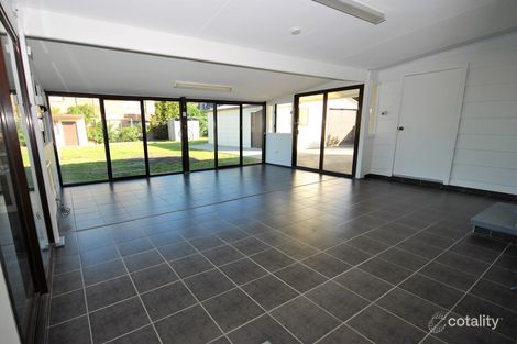 Property photo of 101 Catherine Street Mannering Park NSW 2259