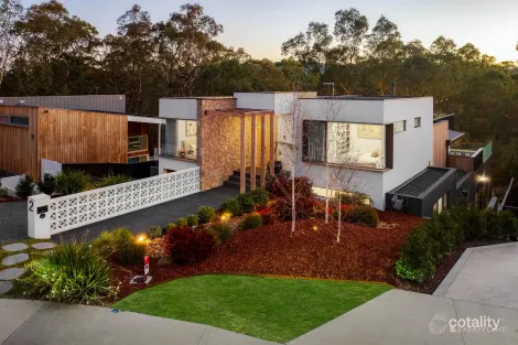 Property photo of 2 Vassil Court Warrandyte VIC 3113