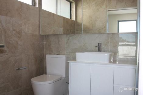 Property photo of 42 Middle Street Highgate Hill QLD 4101