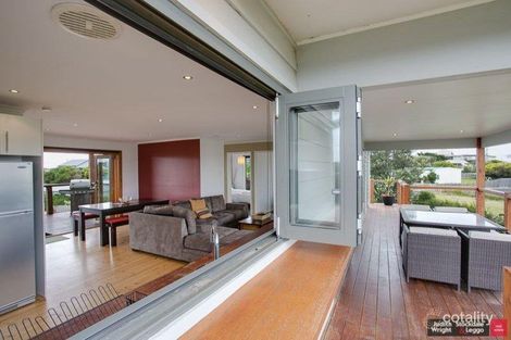 Property photo of 24 Sinclair Avenue Surf Beach VIC 3922