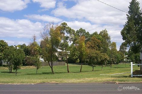 39a Brisbane Rd, Newtown, QLD 4305