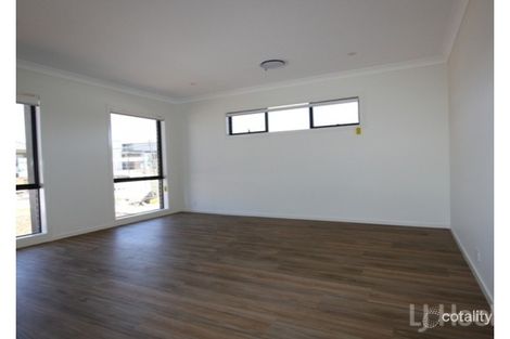 Property photo of 29 Zealie Bend Googong NSW 2620