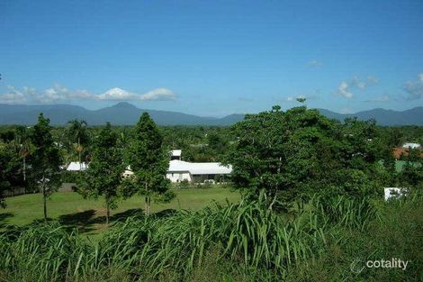 Property photo of 15 Allinga Close Bentley Park QLD 4869