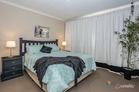 Property photo of 15 River Fig Place Alexander Heights WA 6064