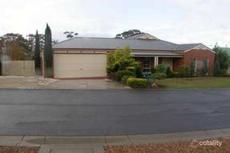 8 Stamford Cl, Bacchus Marsh, VIC 3340