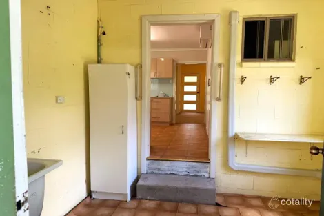 Property photo of 383 Pacific Haven Drive Pacific Haven QLD 4659