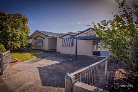 35 Back Beach Rd, San Remo, VIC 3925