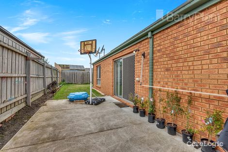 Property photo of 30 Emerald Circuit Craigieburn VIC 3064