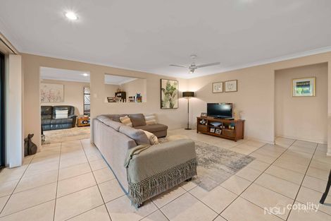 Property photo of 3 Yellowstone Court Flinders View QLD 4305