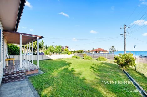 Property photo of 21 Marks Road Gorokan NSW 2263