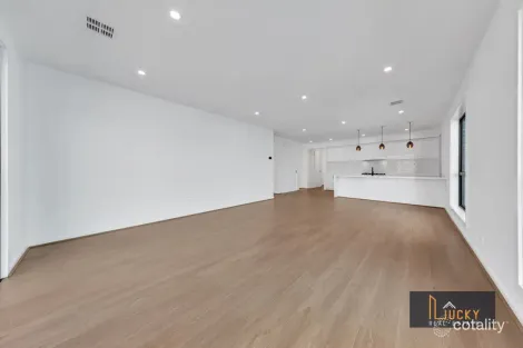 Property photo of 8 Carignan Street Wollert VIC 3750