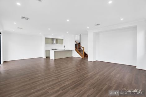 15 Skalkoz St, Williams Landing, VIC 3027