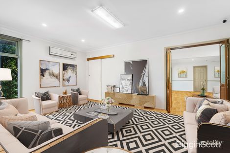 Property photo of 11 Hampstead Crescent Glen Waverley VIC 3150