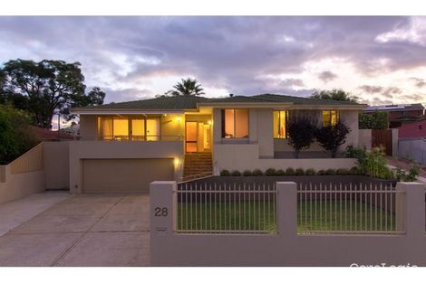 28 Clipper Dr, Ballajura, WA 6066