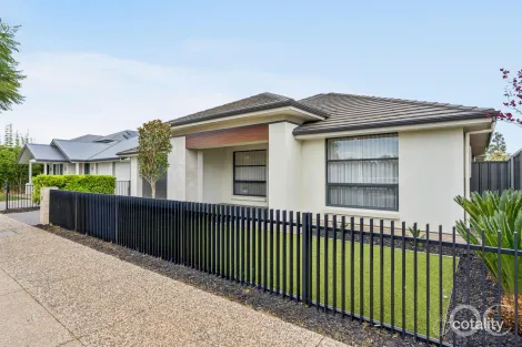 Property photo of 10 Saverio Boulevard Angle Vale SA 5117