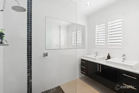 Property photo of 6/23 Australia Avenue Broadbeach QLD 4218