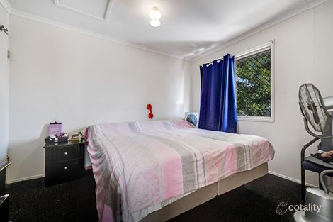 Property photo of 111 Station Road Loganlea QLD 4131