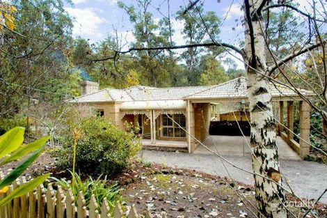 8 Mackenzie St, Cockatoo, VIC 3781