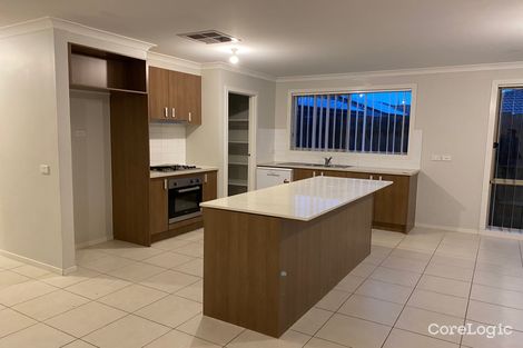 Property photo of 122 Henry Road Pakenham VIC 3810