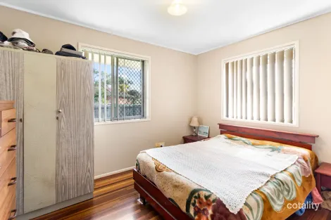Property photo of 11 Lockyer Parade Deception Bay QLD 4508