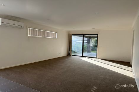 Property photo of 10 Gabitt Street Cranbourne East VIC 3977