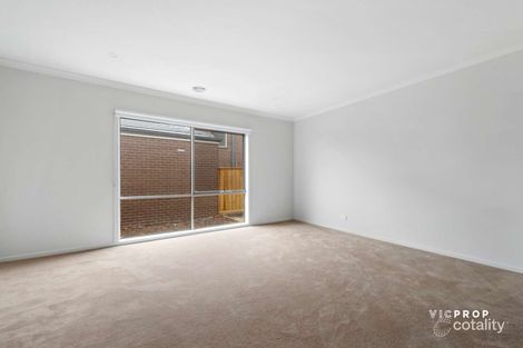 Property photo of 37 Tindale Boulevard Werribee VIC 3030