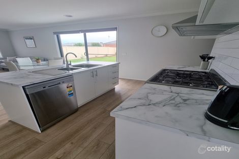 Property photo of 16 Hillsborough Avenue Shepparton VIC 3630