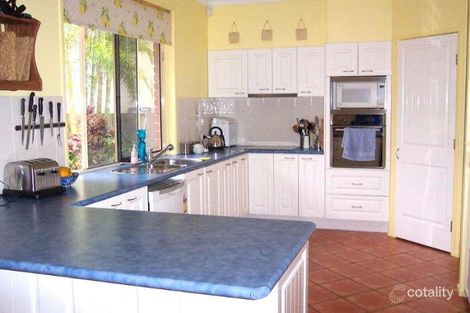 Property photo of 15 Bonneville Crescent Parkinson QLD 4115