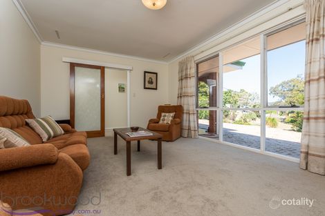 Property photo of 3 Orana Place Helena Valley WA 6056