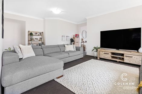 Property photo of 1 Yarra Place Wadalba NSW 2259