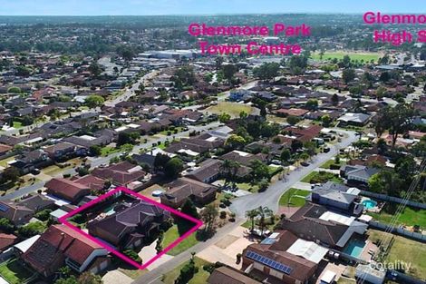 Property photo of 10 Yellow Gum Close Glenmore Park NSW 2745