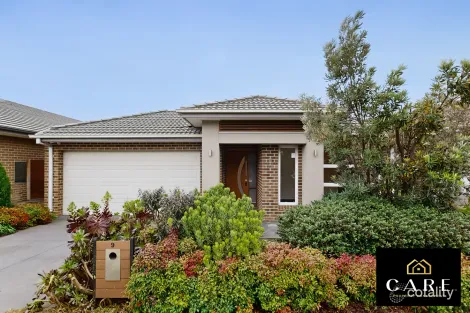 9 Wanstead Way, Cranbourne West, VIC 3977