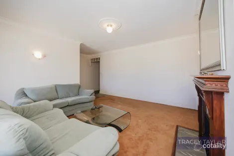 Property photo of 23 Lindeman Heights Ridgewood WA 6030