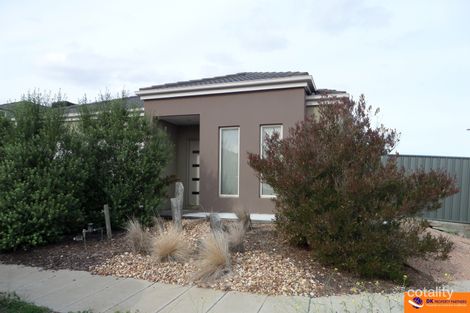 Property photo of 15 Mapleton Way Tarneit VIC 3029