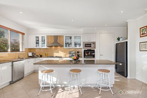 Property photo of 21 Niblick Circuit Sandhurst VIC 3977