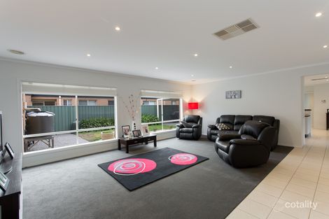 Property photo of 38 Faversham Avenue Lake Gardens VIC 3355