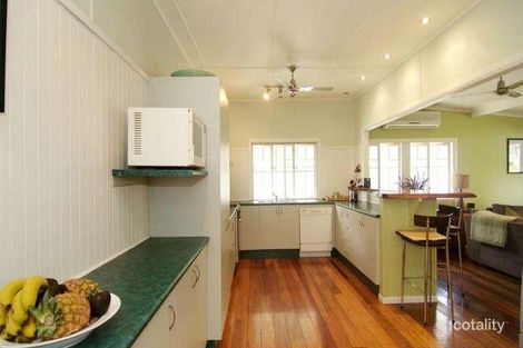 Property photo of 28 Passchendaele Street Stratford QLD 4870